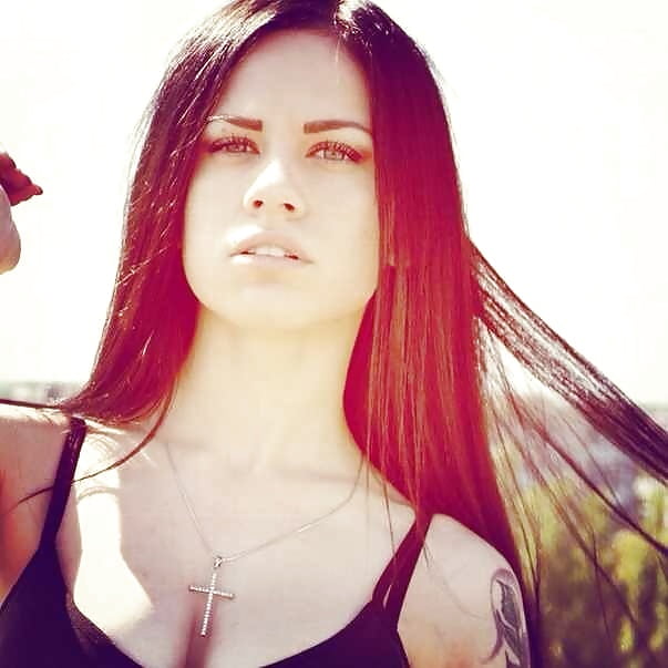 Free A lean, but attractive Anastacia. photos