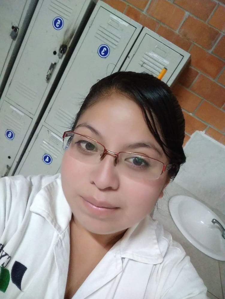 Free latina 1 photos