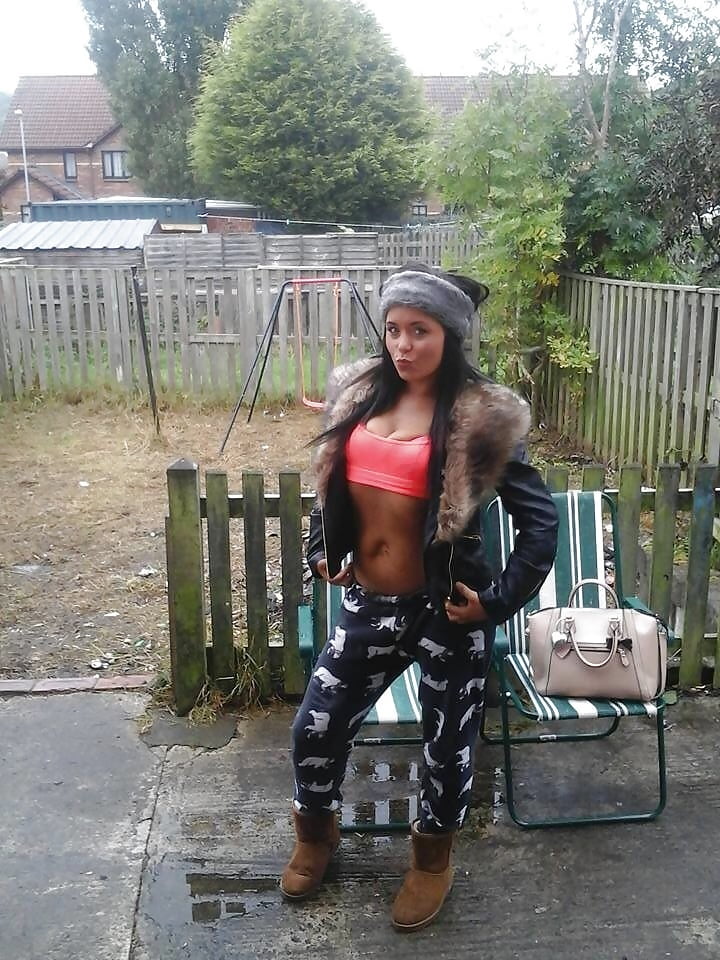 Free Chav Slag Laura photos