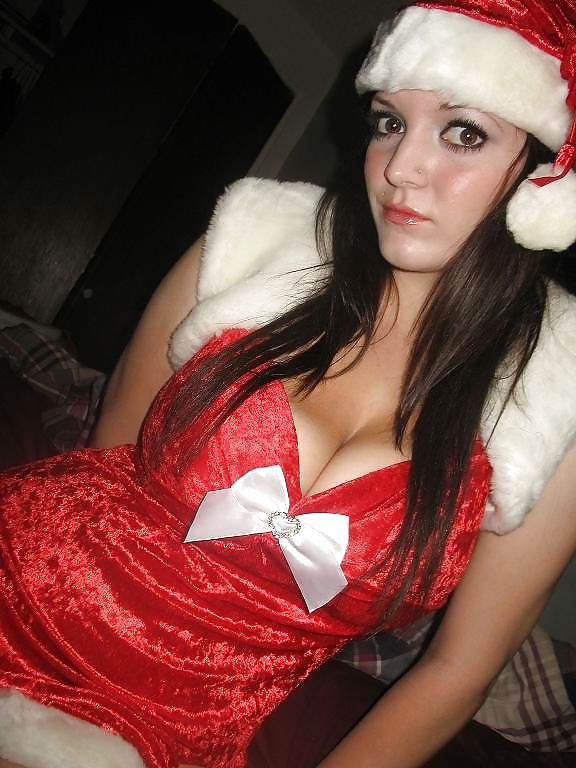 Free Amateur Christmas Teens 2 photos