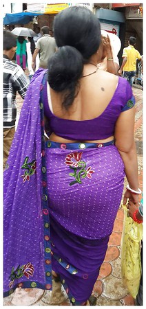 Indian Moms with sexy back in saree