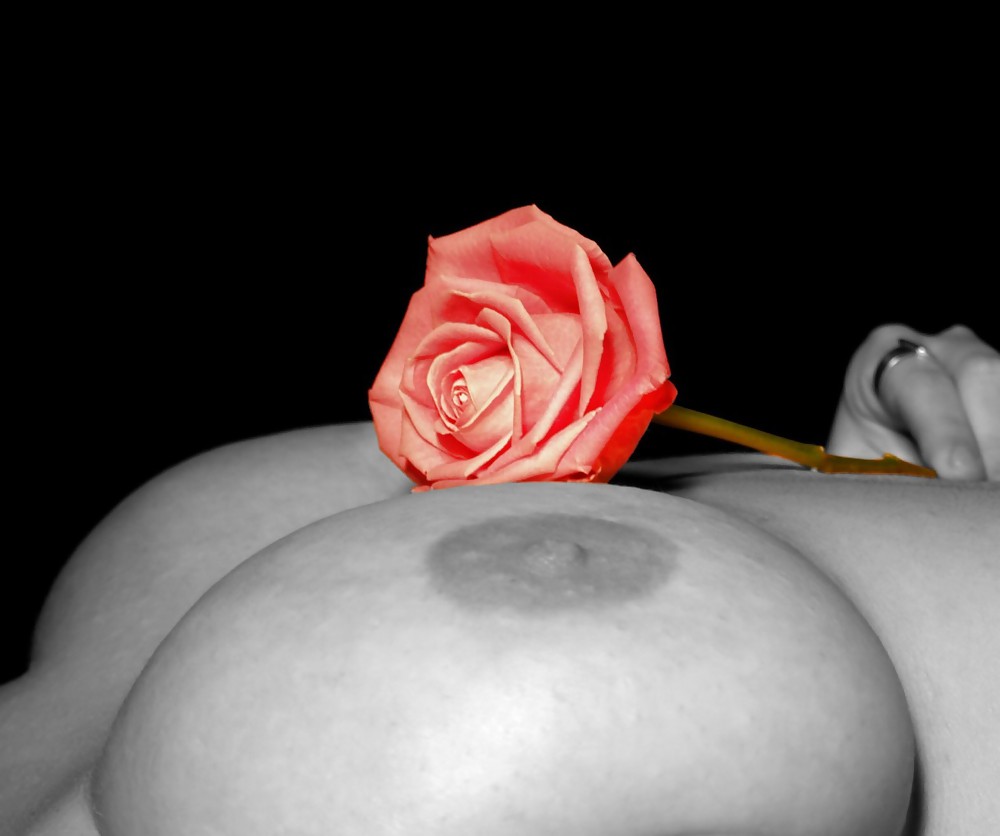 эротика голая роза фото 25