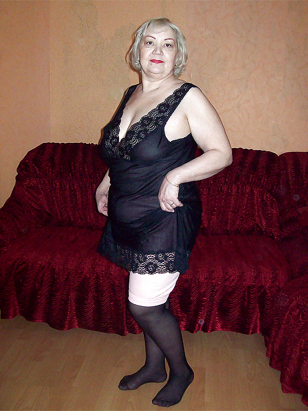 Free Mature women in knickers! photos