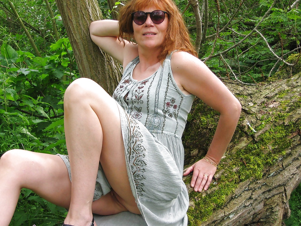 Free Sexy Mature Milf Amandine 4, A Day Out in the Country photos