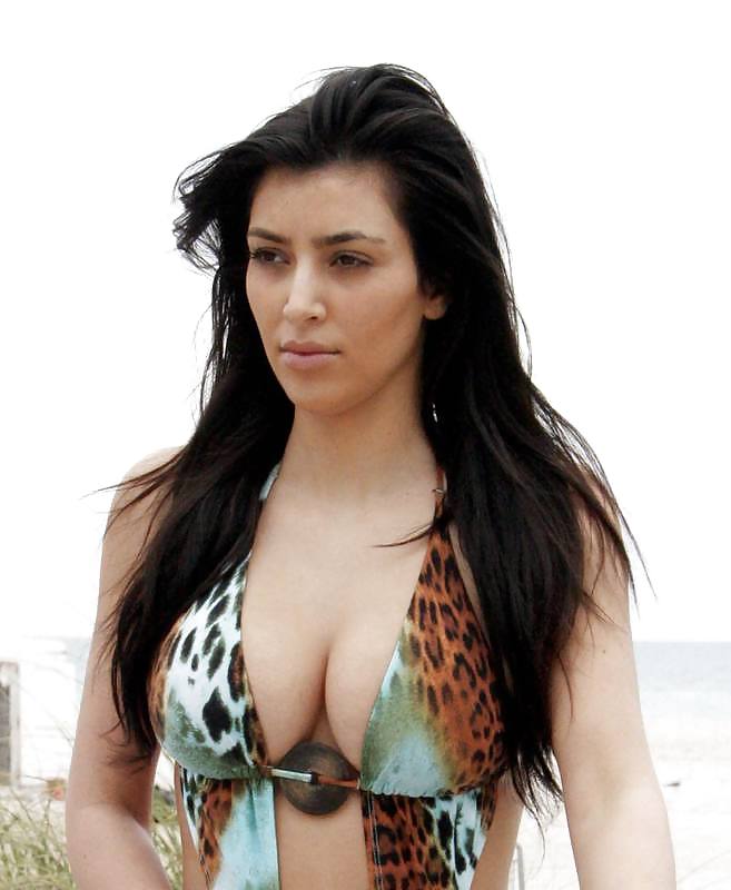Free Kim Kardashian photos