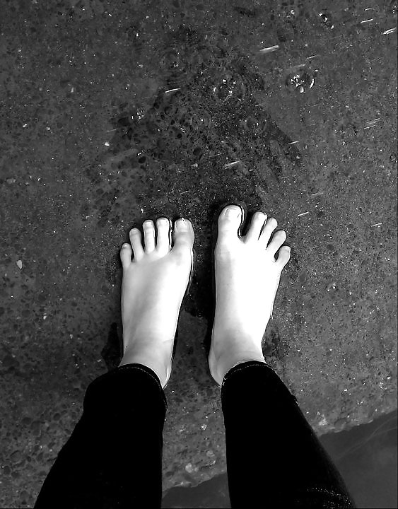Free Awesome Amateur Teen Feet Part XIX photos