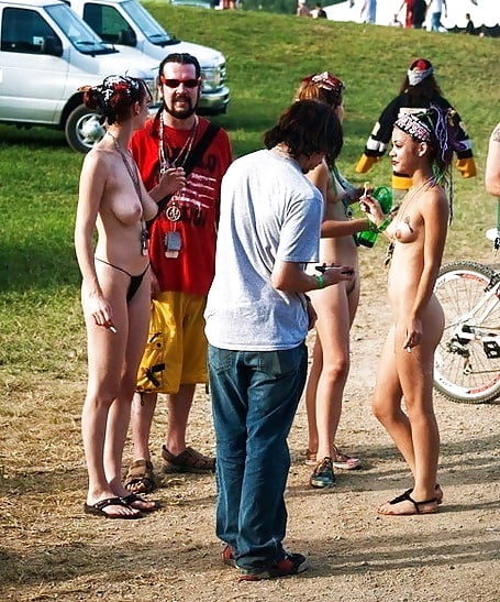 Free Nude public i love photos