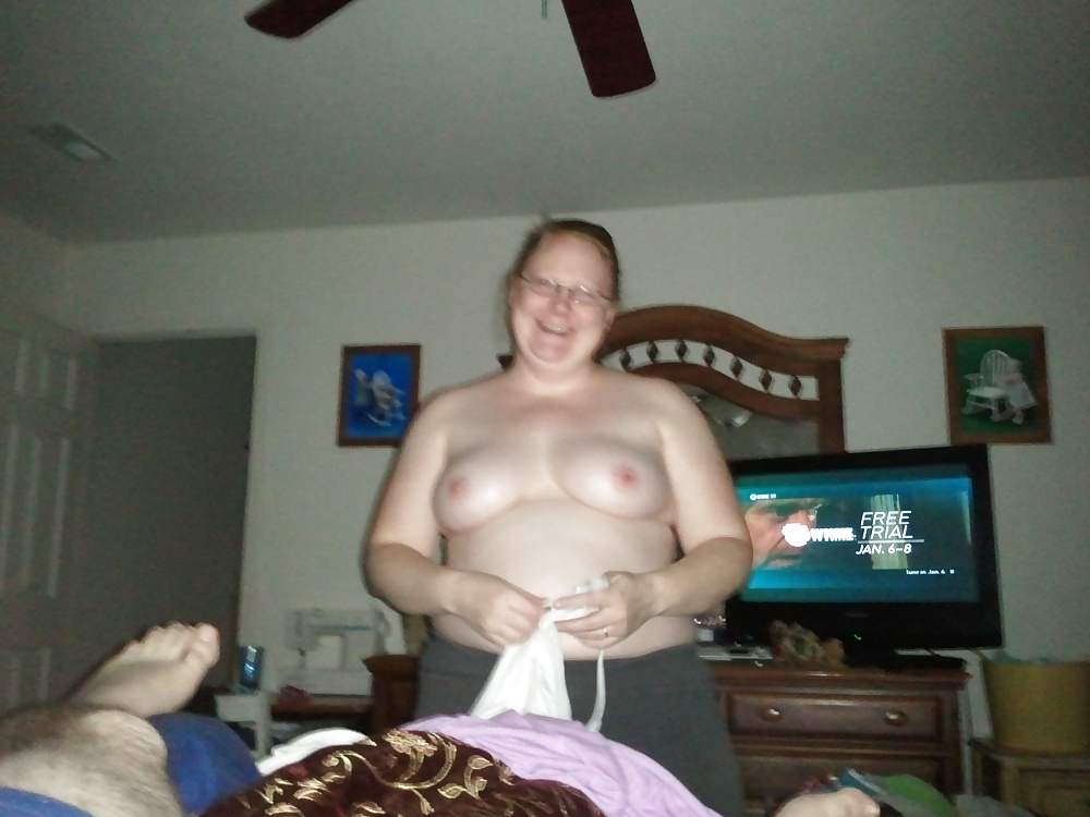 Free Exposed wife Charity photos