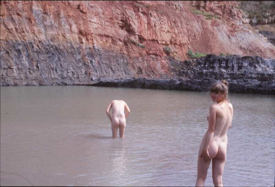 Naked girls doing porn