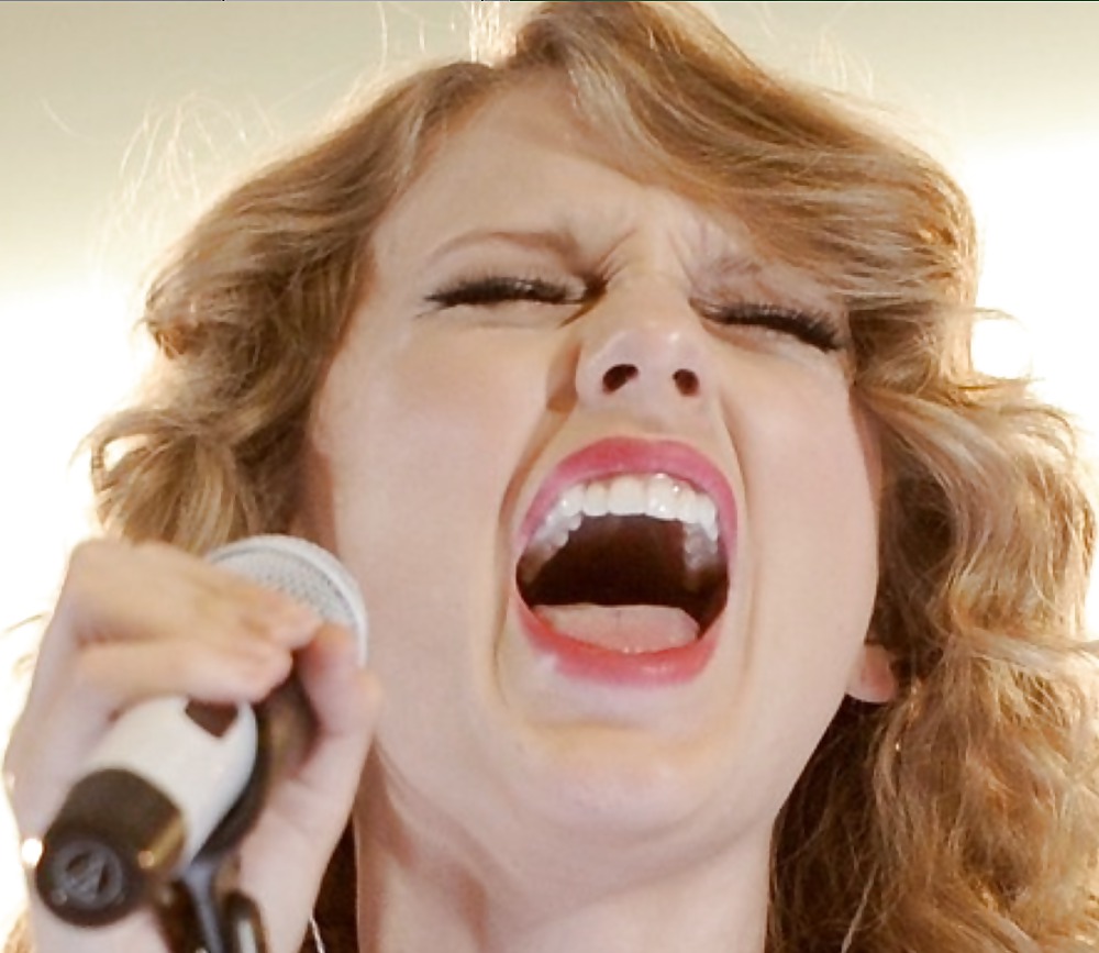 Free Taylor Swift photos