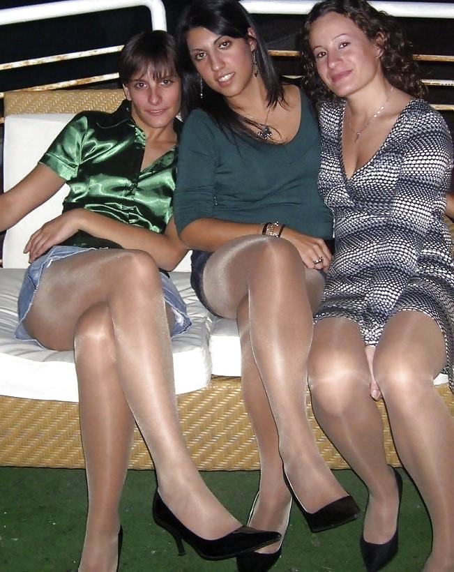 Free Hot pantyhose babes 29 photos