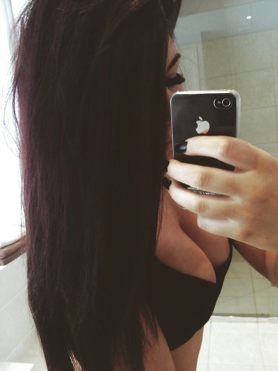 Free Hot MILFS and TEENS Selfie photos