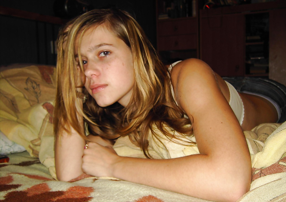 Free blonde teen photos