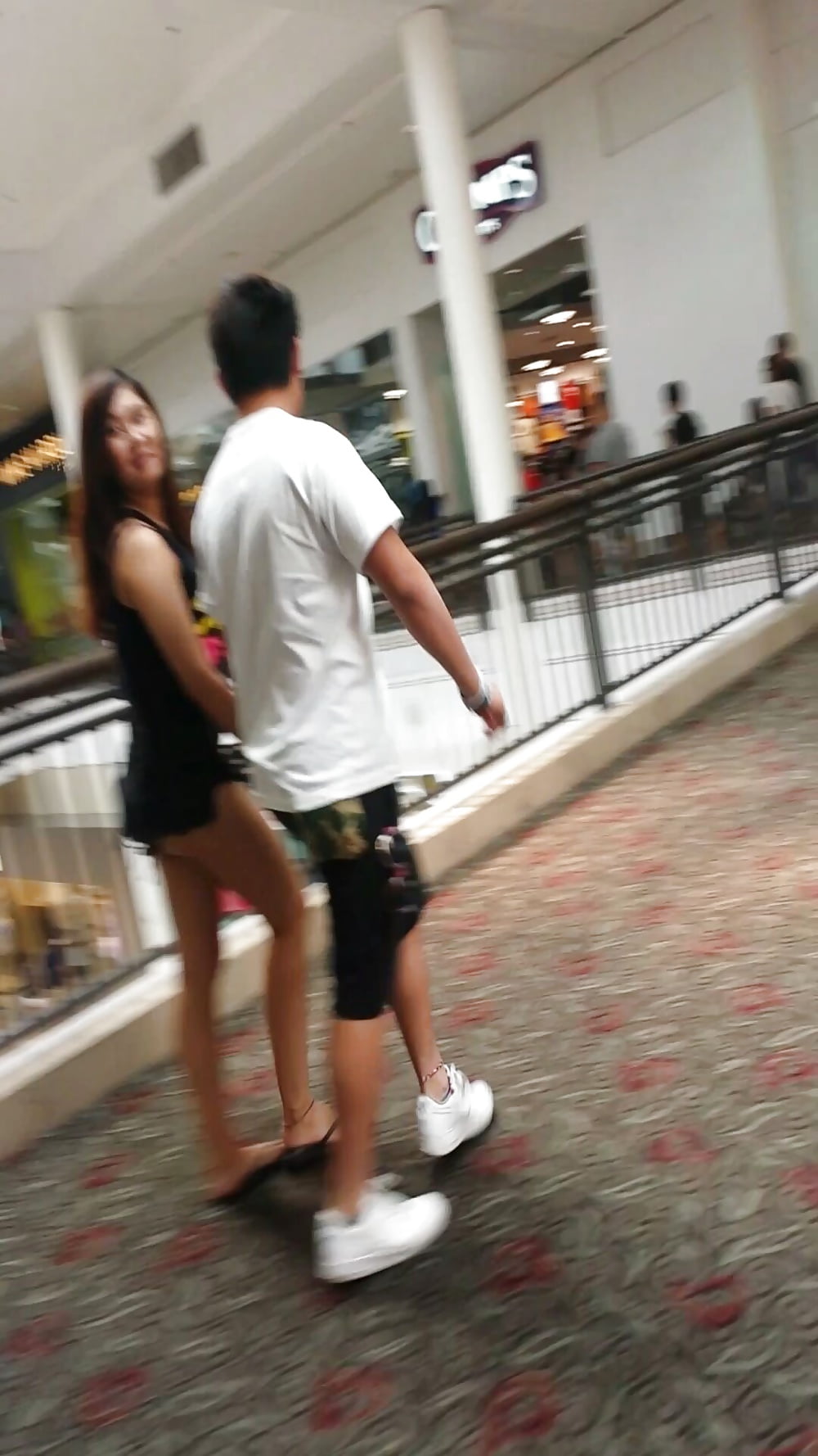 Free candid ass 2 photos