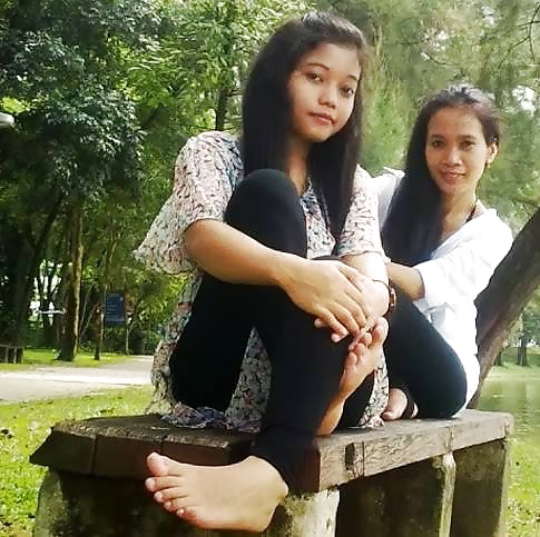 Free young malay teen tudung cantik feet foot soles ayak photos