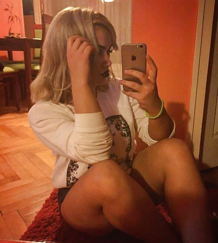 Free Ivana M.. photos