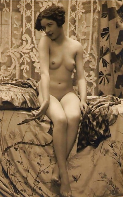 Free Vintage lady's & Posture-num-012 photos