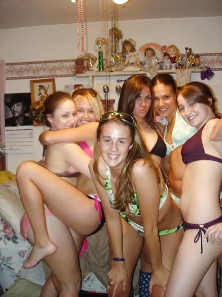 Free Nude Teen Girls 11 photos