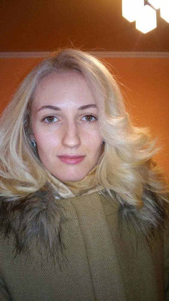 Exposed russian girl Julia - 30 Photos 