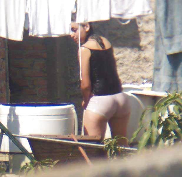 Free spying on the neighbour daughter Colombia photos