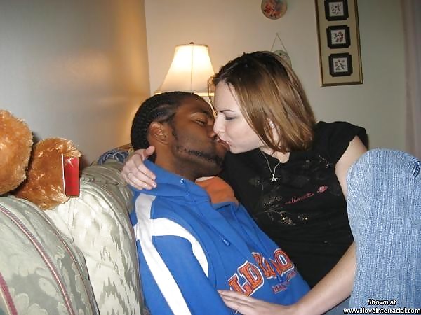 Free INTERRACIAL GALLERY PART 5 (SENSUAL MOMENTS, KISSING) photos