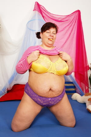 chubby old woman catch masturbate and seduce to fuck by teen         