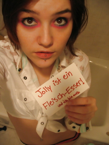 Free if she's here, it's fake 52 photos