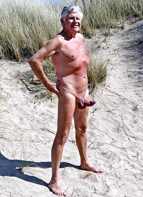 Free Daddies on the beach photos