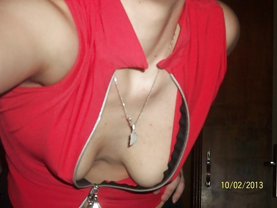 Free Great teen saggy titties photos