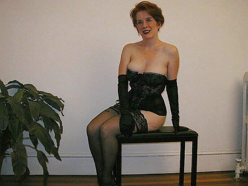 Free Goddess MILF photos