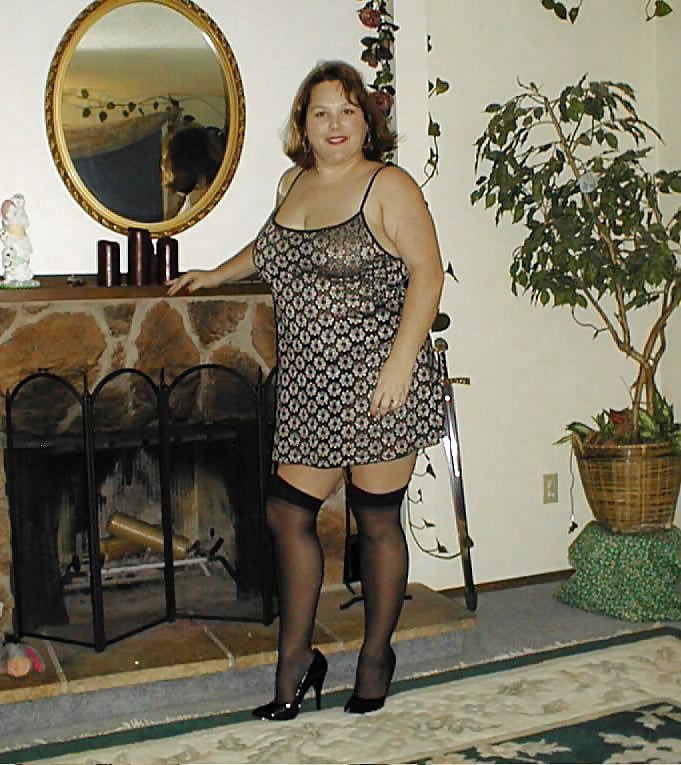 Free Ex Wife #30 LivRm Blk Nightie, Garter, Stocking & Heels photos