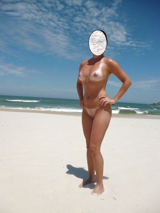 Free Brazilians flashers - special tanlines photos
