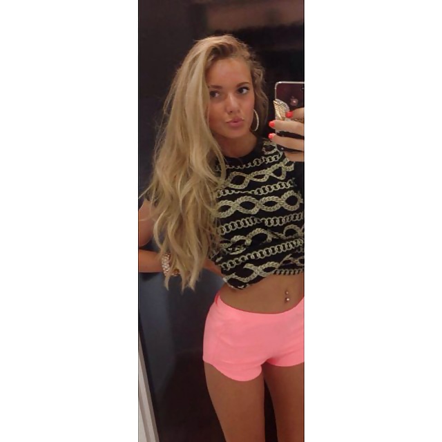 Free Gorgeous Daisy facebook teen photos
