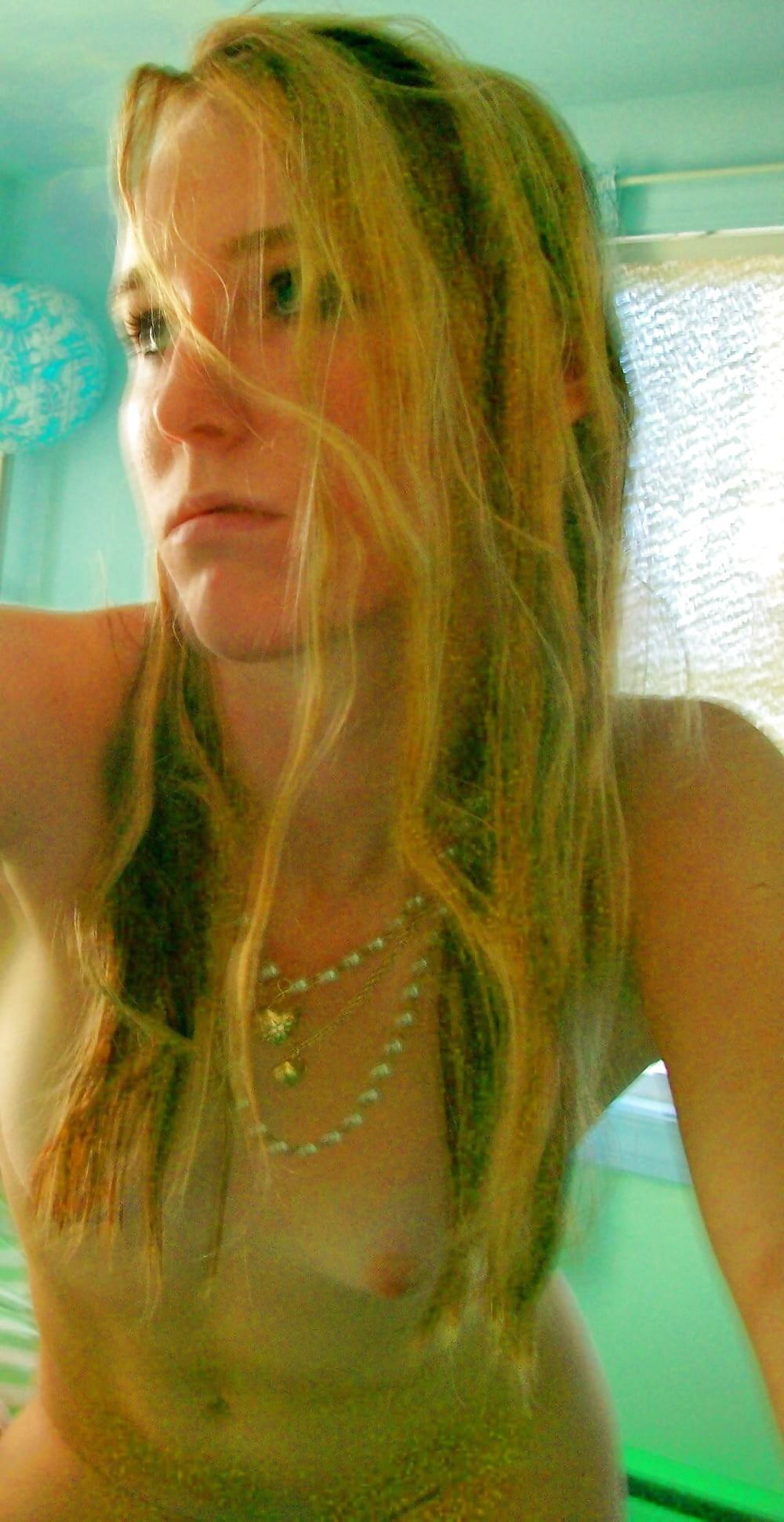 Free Un named Blonde Slut photos