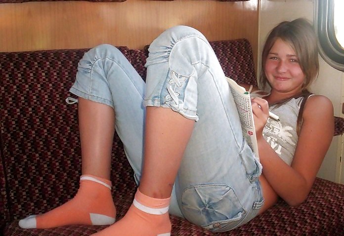 Free cute teens in there socks photos