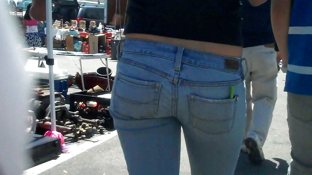 Free Nice girl in tight ass butt jeans for sure photos