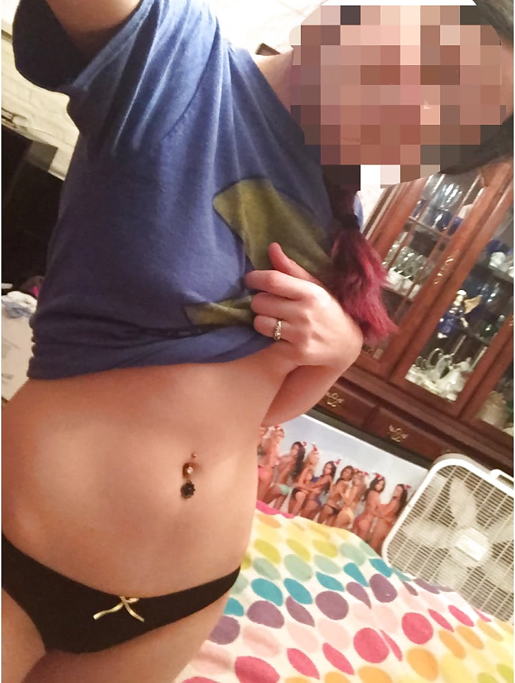 Free Wife's selfies 02 (new piercings) photos