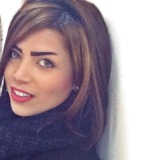 Free Arab beauty 43 - Cum on her photos