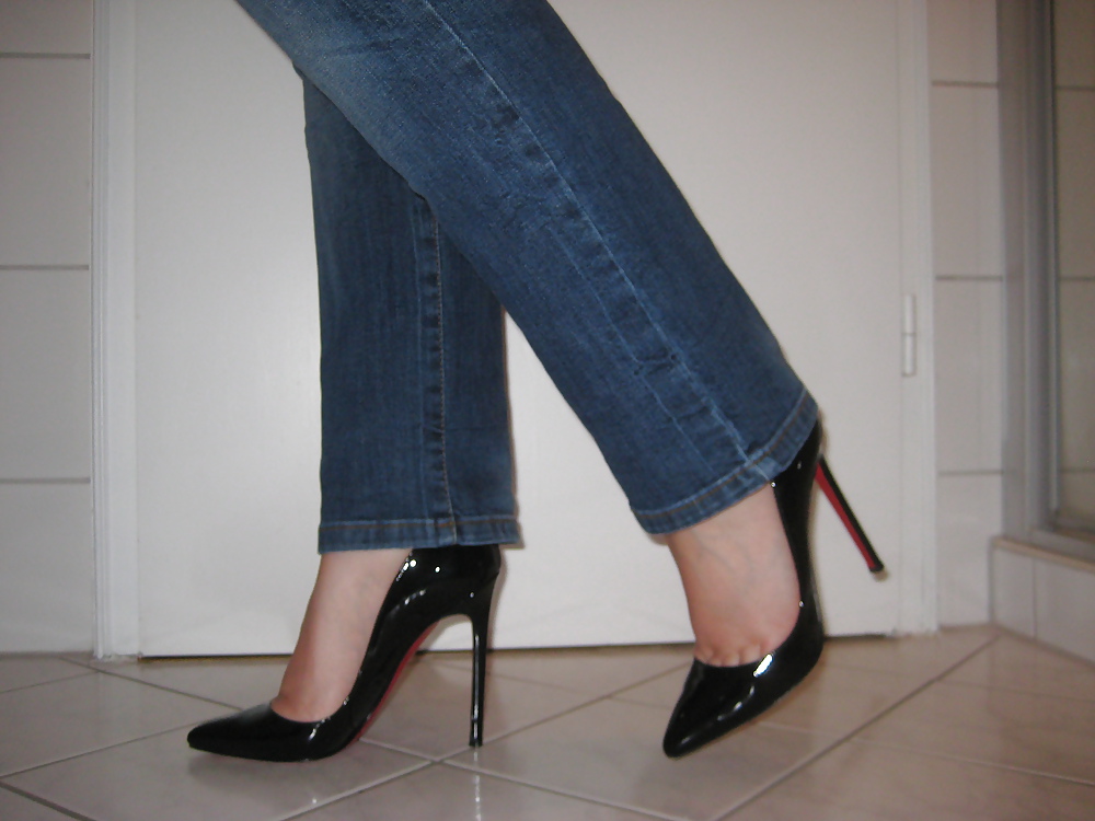 Free Jules new High-Heels! Cum on them and post! photos