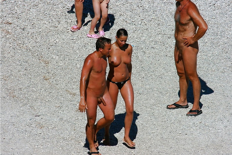 Free nudist couples 22 photos
