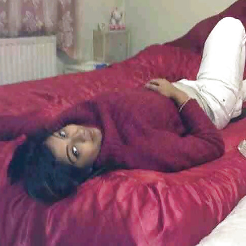 Free UK INDIAN GIRLS 4 photos