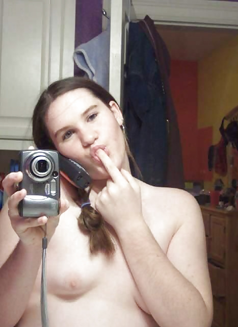Free Selfie Amateur Babes - vol 152! photos