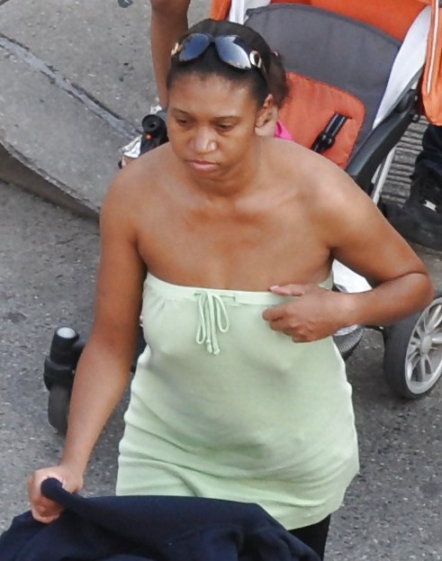 Free Harlem Girls in the Heat 317 New York - Mommy Nipples photos