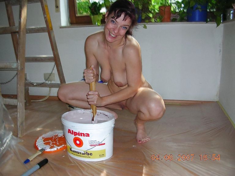 Free Amateur Nude and Cleaning Working Mix photos