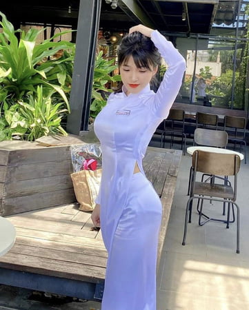 vietnam have best school uniform in the world aodai         