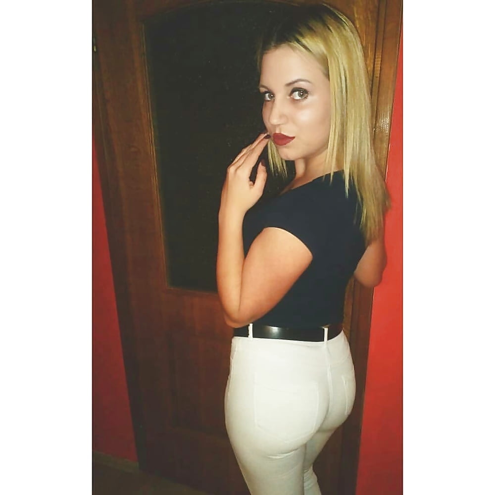 Free Serbian teen Tamara M photos