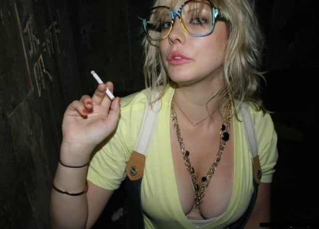 Smoking Matures 3 - 25 Photos 