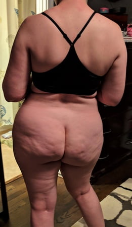 milf wife big bbw pawg ass yoga pants voyeur exposed unaware