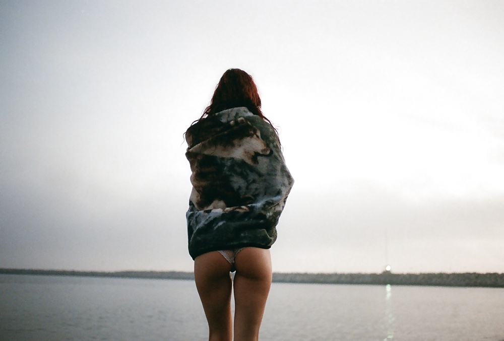 Free panties & cameltoe 92 photos