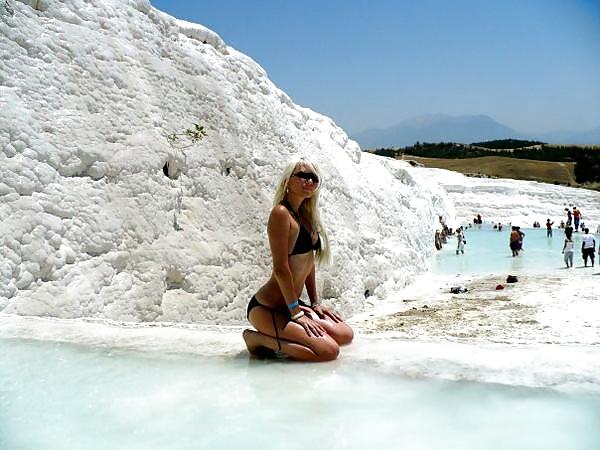 Free iT's dAngEroUs bUT 'em lOviNg it photos